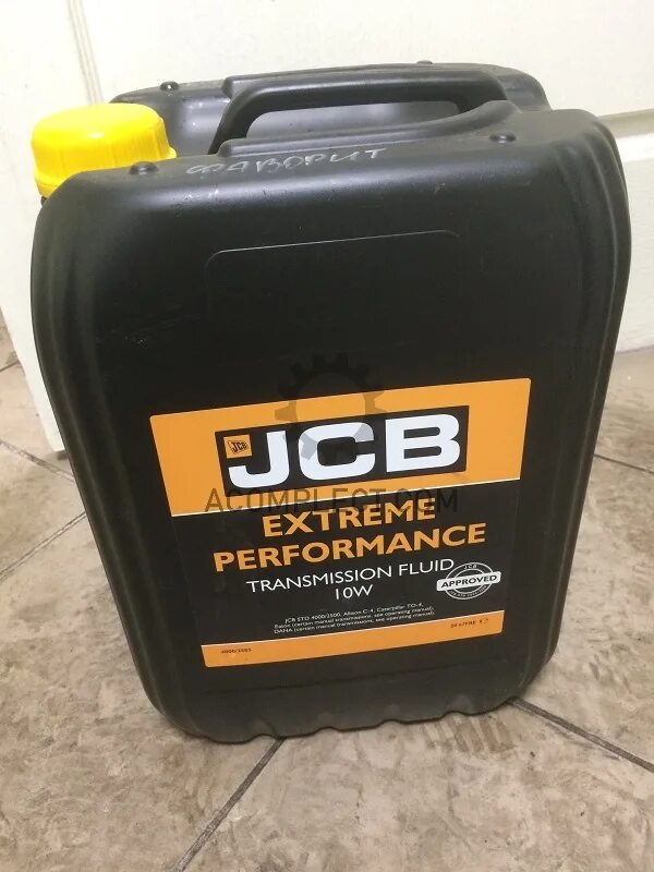 Масло трансмиссионное JCB 10w. Масло трансмиссионное JCB Ep 10w. Масло КПП JCB extreme Performance transmission Fluid 10w. JCB трансмисионка 10w. Масло в коробку jcb