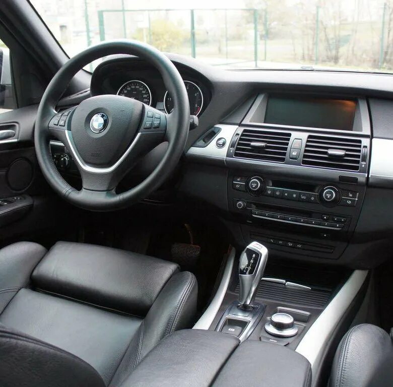 БМВ х5 2008 салон. БМВ х5 черный салон. BMW x5 2008 салон. БМВ х5 е70 салон.