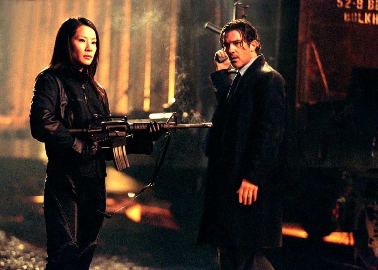 Баллистика экс против сивер 2002. Экс против сивер. Антонио бандерас 2002. Баллистика: экс против сивер. Экс против сивер.