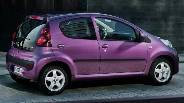 Купить новый Peugeot 107 1 поколение 2 рестайлинг Цены на новые Пежо 107 хэтчбек