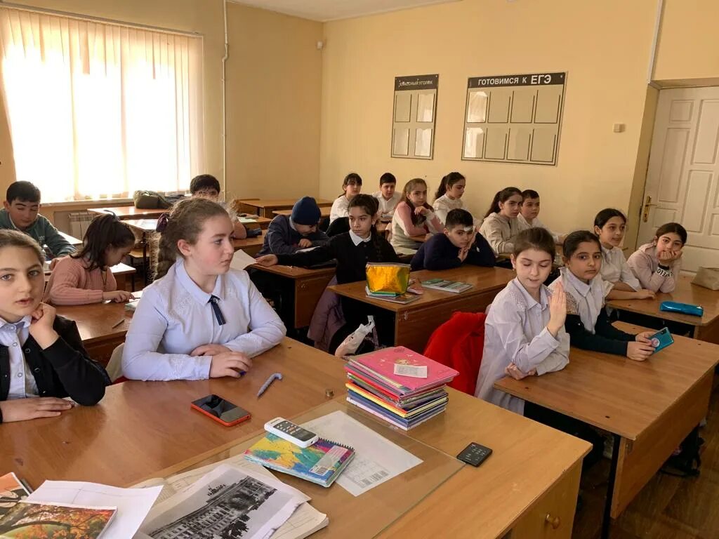 Количество учащихся в классе. Школа 67 сочи. Сколько учеников в классе. Школа №10 сочи день знаний. 8 школа сочи.