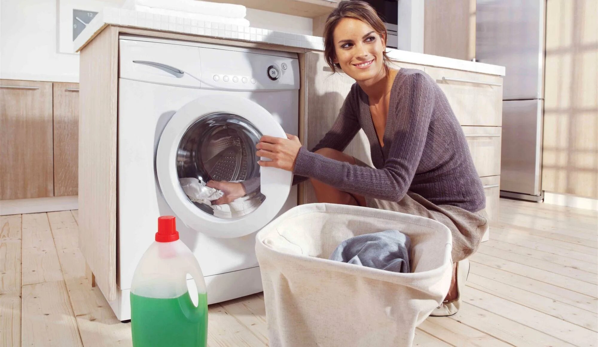 стирка в машинке. недостатки стиральной машины. недостатки стиральной машины. стиральная машина freggia wia107. современные стиральные машины.