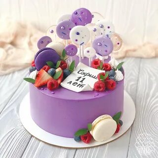 Торт на годик девочке фиолетовый (79 фото)