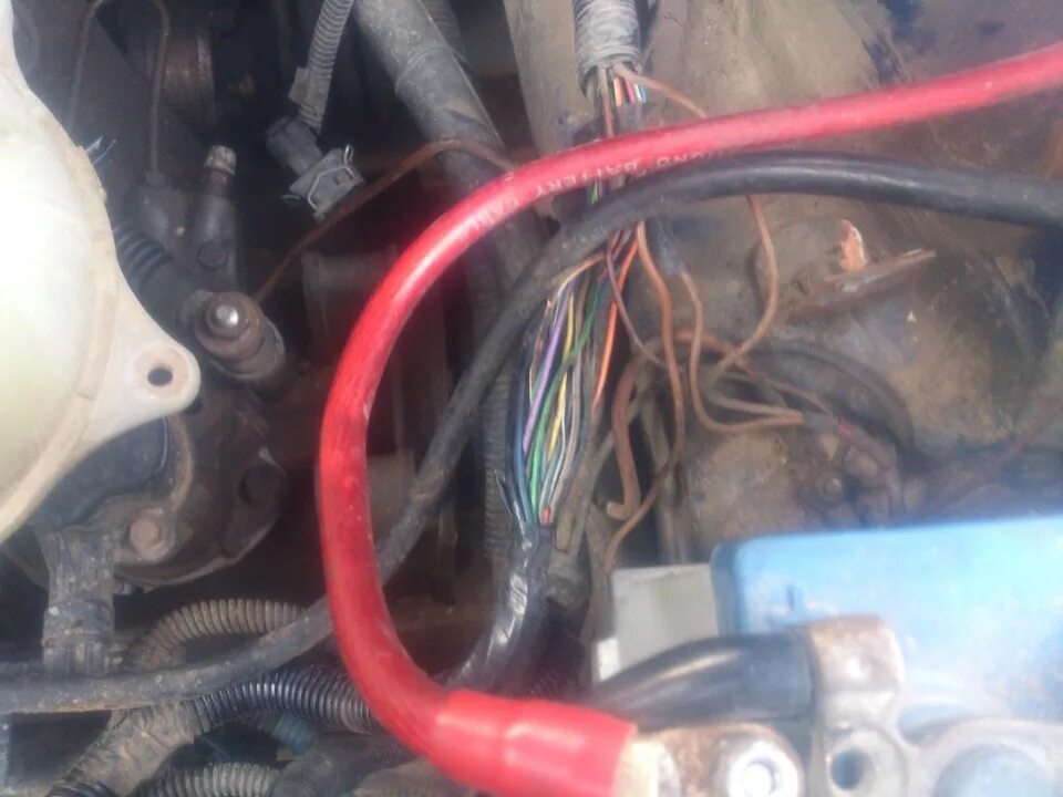 Глохнет на ходу. Машина глохнет на ходу и не заводится. Машина глохнет на ходу. Машиназавожитсяигдох не т. 2 заводится и глохнет.