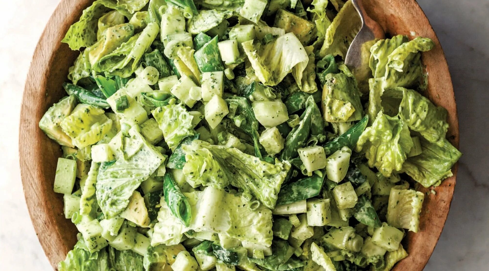 Зеленый салат. Большой зеленый салат. Смешанный зеленый салат. Салат из зеленых овощей
