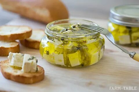 Маринованный острый сыр