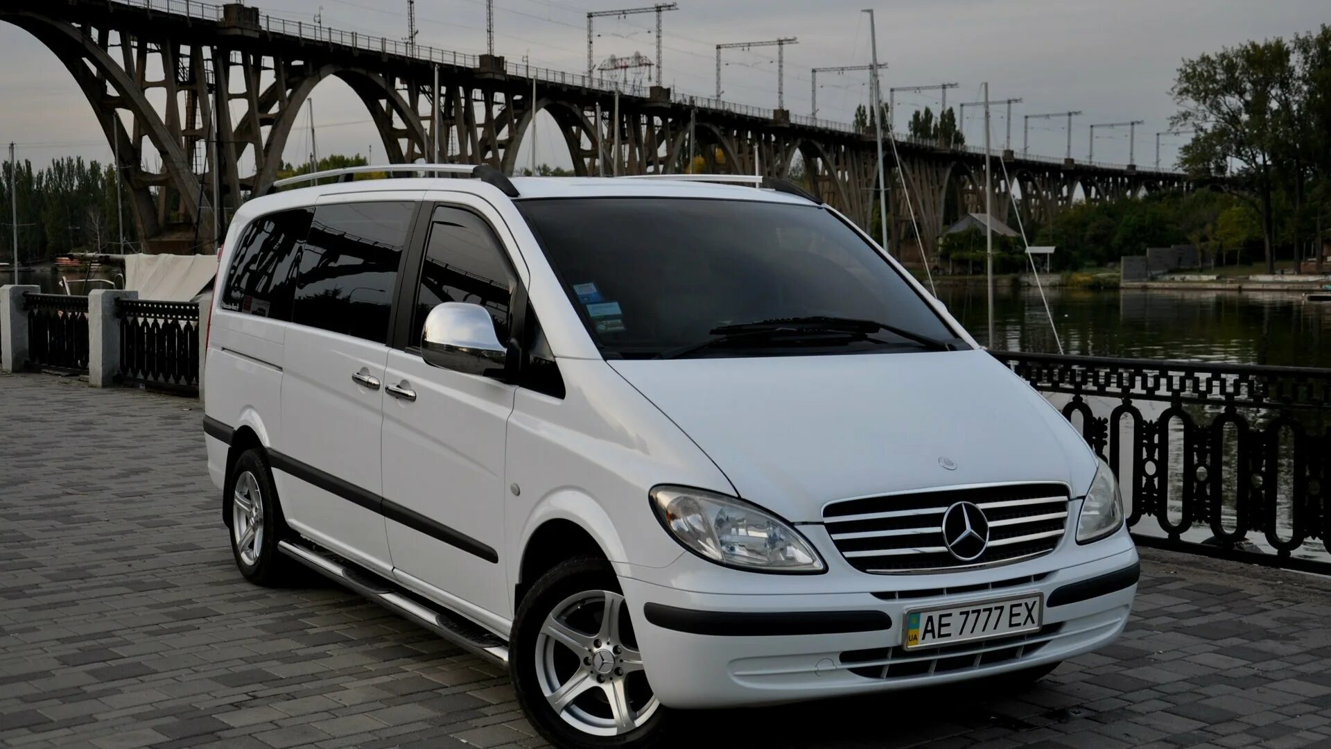 Купить мерседес вито в москве. Мерседес Бенц Вито 2003. Mercedes Benz Vito 2005. Мерседес Вито 2.2. Мерседес Бенц Вито 2005.