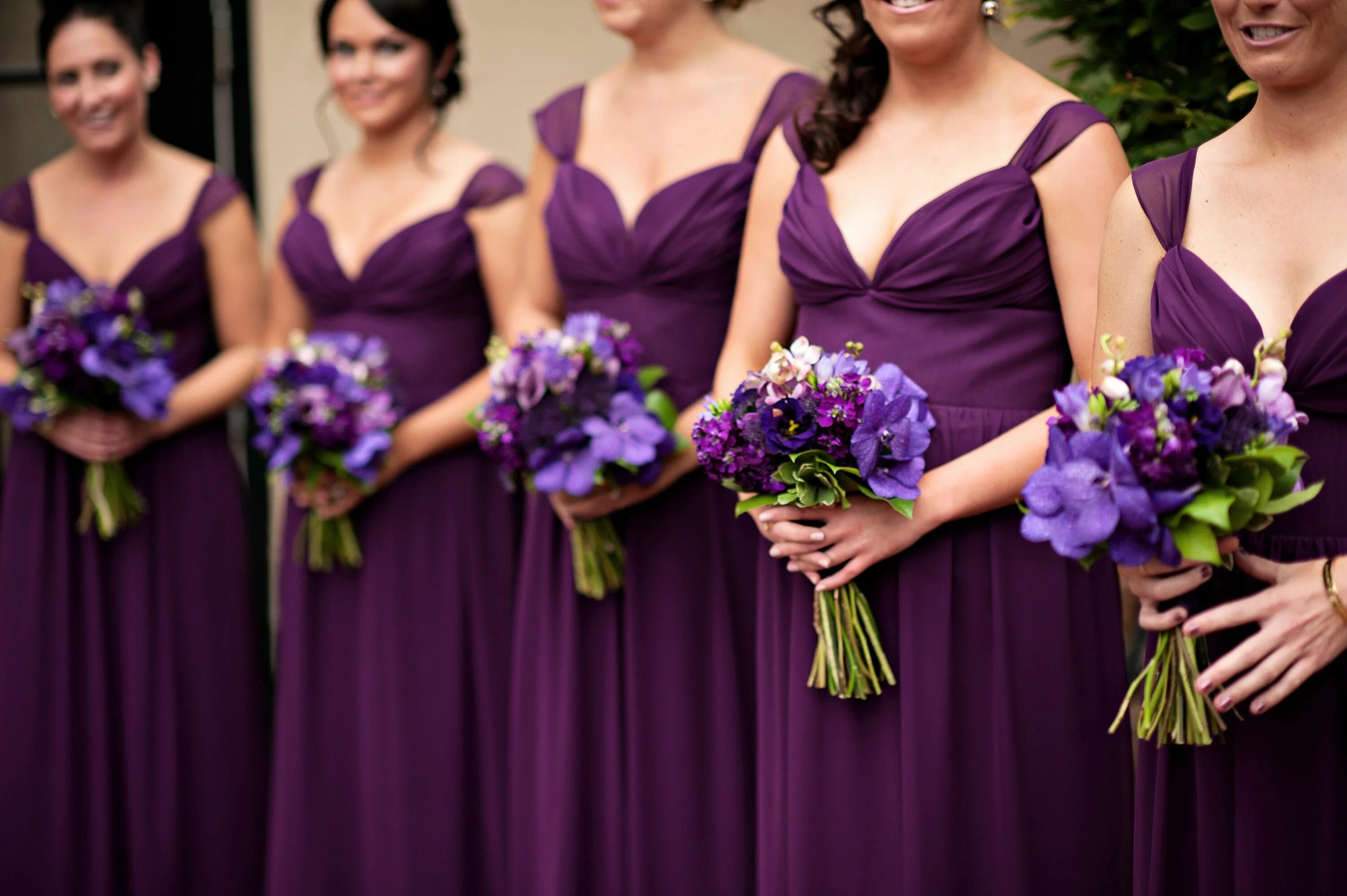 Платье фиолетовое. Платье сиреневого цвета. Платье сиреневого цвета. Платье лавандового цвета. Фиолетовое платье в цветочек.