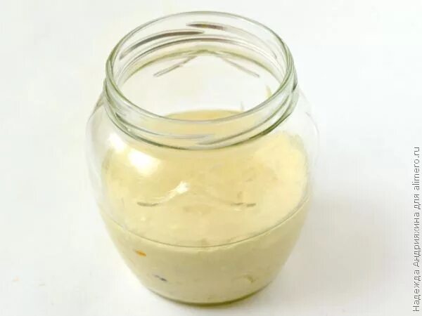 консервированная выпечка. банки с едой. консервированные запасы. пирог -сувенир "өфө". консервированная выпечка.