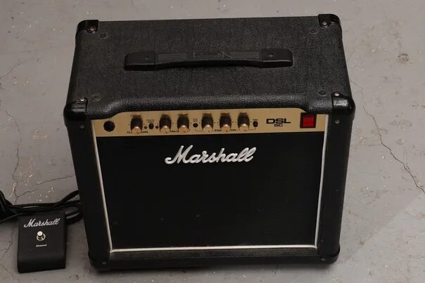 Авито комбо. Marshall dsl5 Combo. Ламповый комбоусилитель Marshall dsl5. Marshall dsl5 Combo Marshall dsl5 Combo.