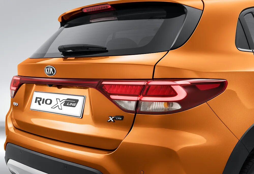 Купить киа x line. Kia Rio x-line. Kia Rio x-line 2019. Kia Rio x 2018 оранж. Kia Rio x-line 2017.