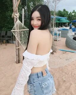 Cewek cantik mulus