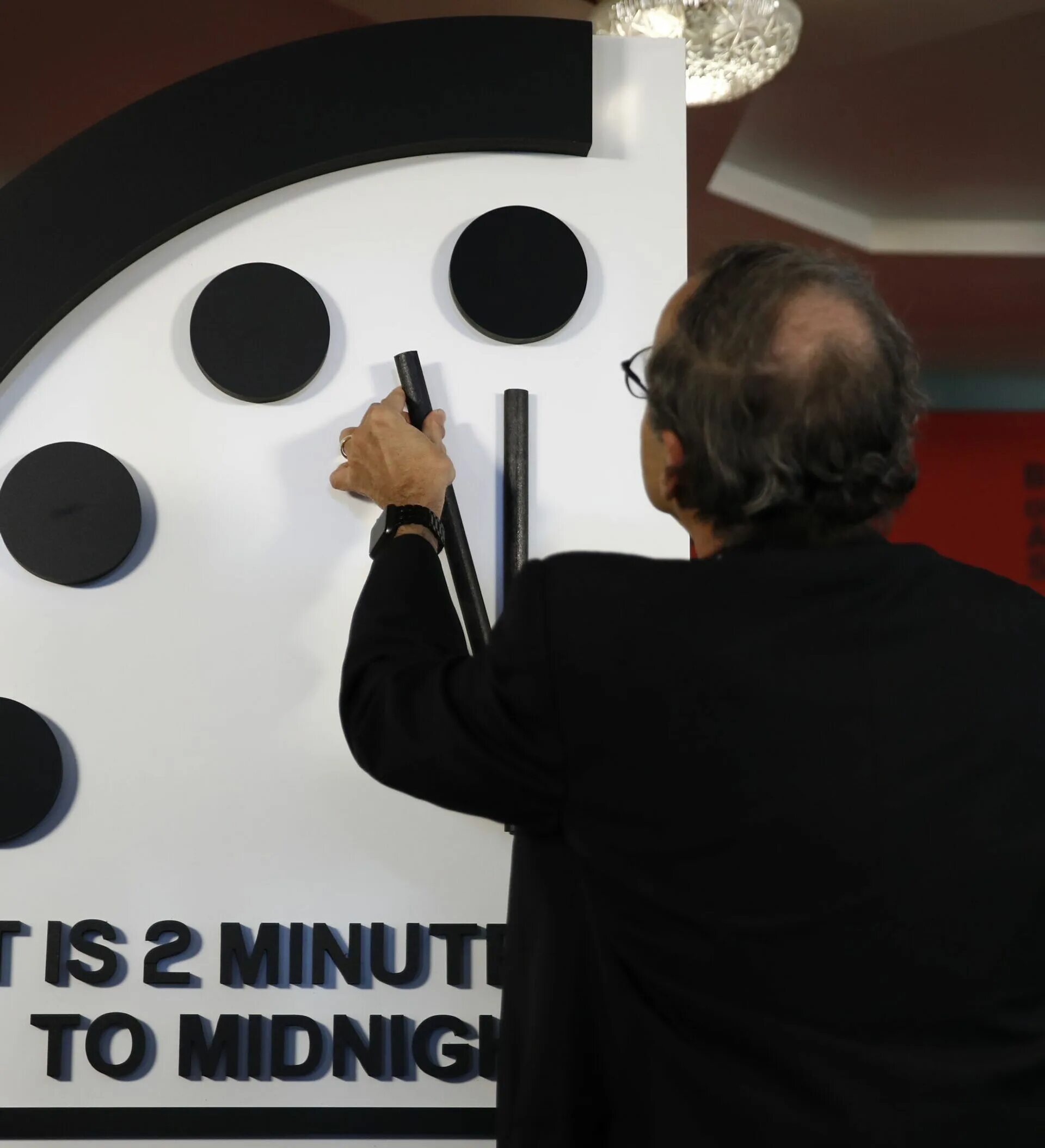 Судный час часы. Часы Судного дня. Часы до Судного дня. Часы ядерной войны. Ядерные часы Судного дня.