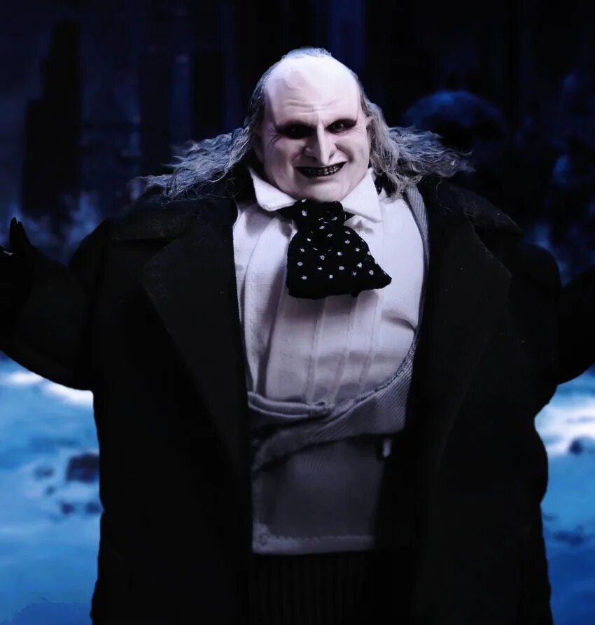 Человек пингвин из бэтмена. Человек пингвин дэнни девито. Пингвин из бэтмена 1992. Человек пингвин из бэтмена. Дэнни девито пингвин.