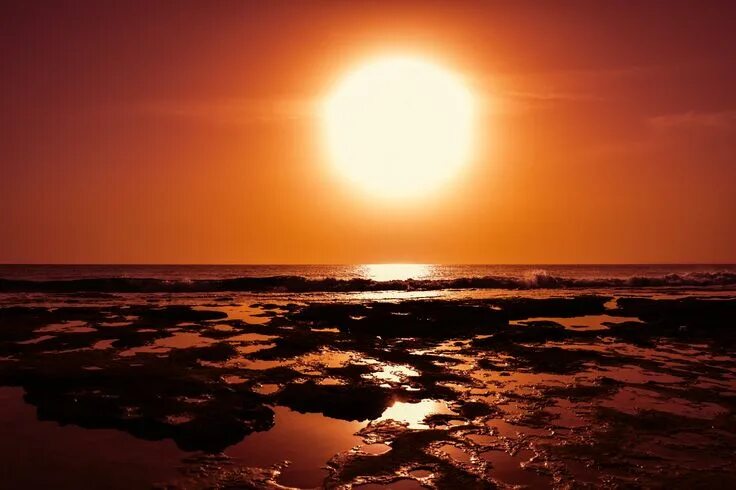 Закатное солнце фото Fiery Sunset_2. Desktop wallpaper 1920x1200 Sunset wallpaper, Ocean sunset, Suns