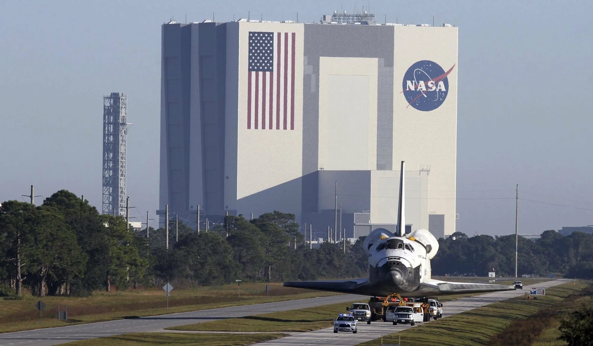 Музей НАСА мыс Канаверал. Космический центр Кеннеди Флорида. НАСА космический центр имени Кеннеди Колумбия. Штаб квартира НАСА Хьюстон. Наса город