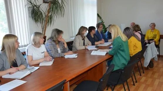 Сайт зиминской городской. Зиминский район районный Вестник. Население Зиминского района. Хазан Иркутская область Зиминский район. Структура администрации Зиминского района.