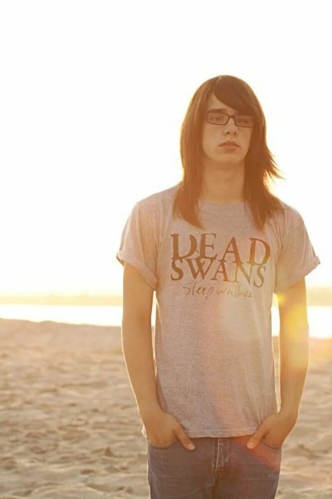 Where is sarah. Анатолий Wildways. Wildways вокалист. Wildways Толя. Толя Борисов Wildways.
