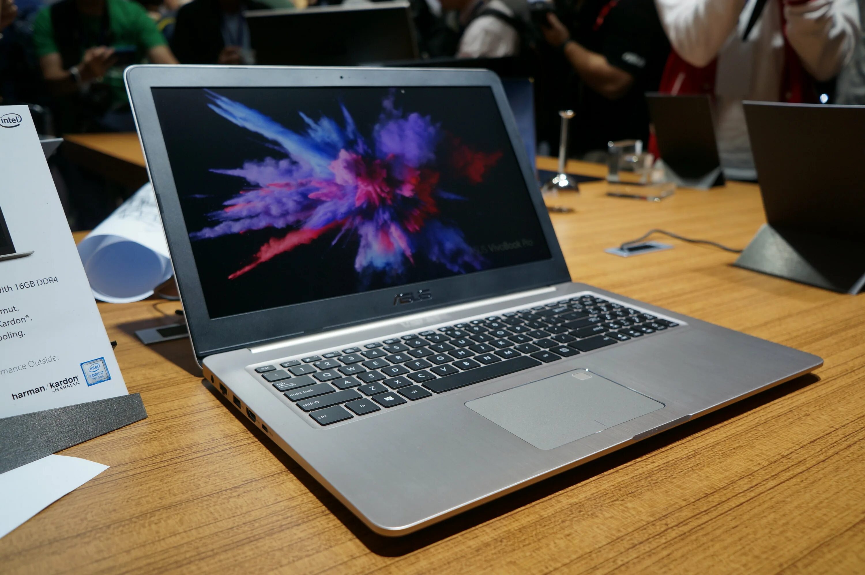 8 asus vivobook 15. Ноутбук ASUS VIVOBOOK Pro. ASUS VIVOBOOK Pro 16. VIVOBOOK Pro 15. ASUS vivo book Pro 15.