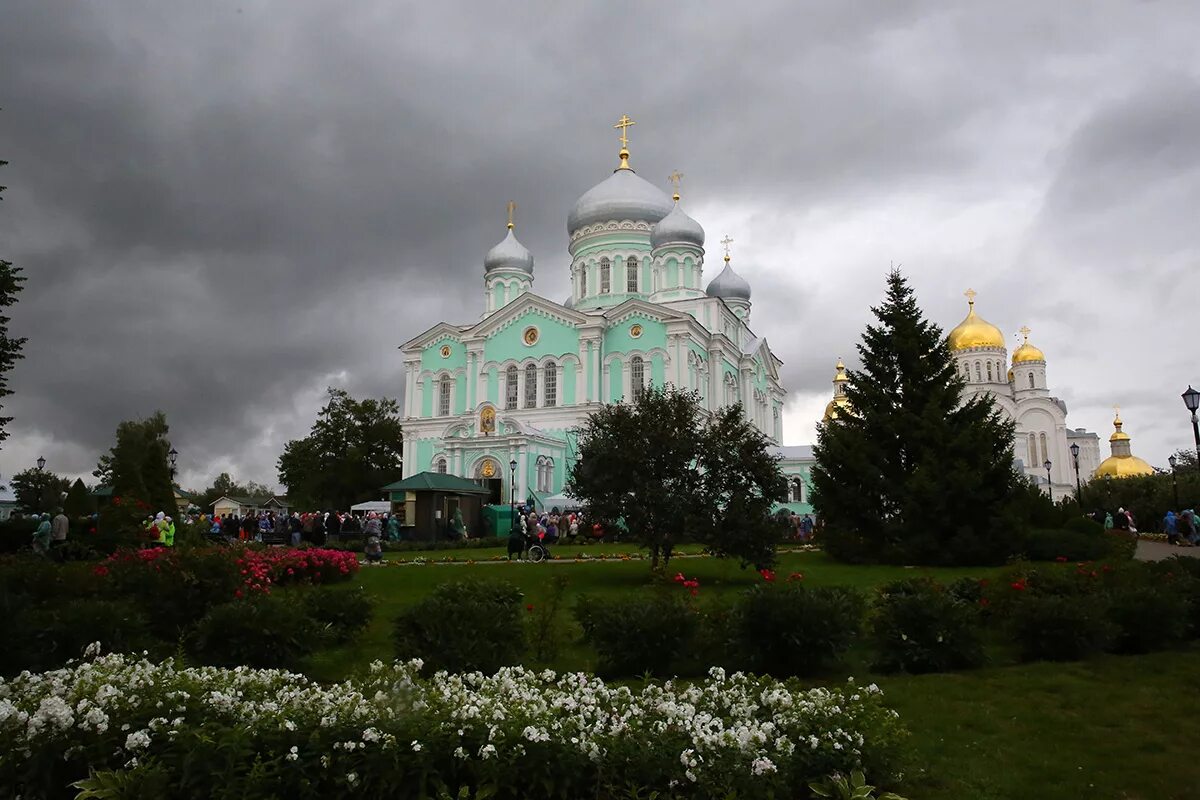 Свято-Троицкий Серафимо-Дивеевский монастырь. Троицкий скит Дивеевского монастыря. Никольский скит Свято-Дивеевского монастыря сайт. Никольский скит Дивеевского монастыря. Дивеевский женский монастырь сайт