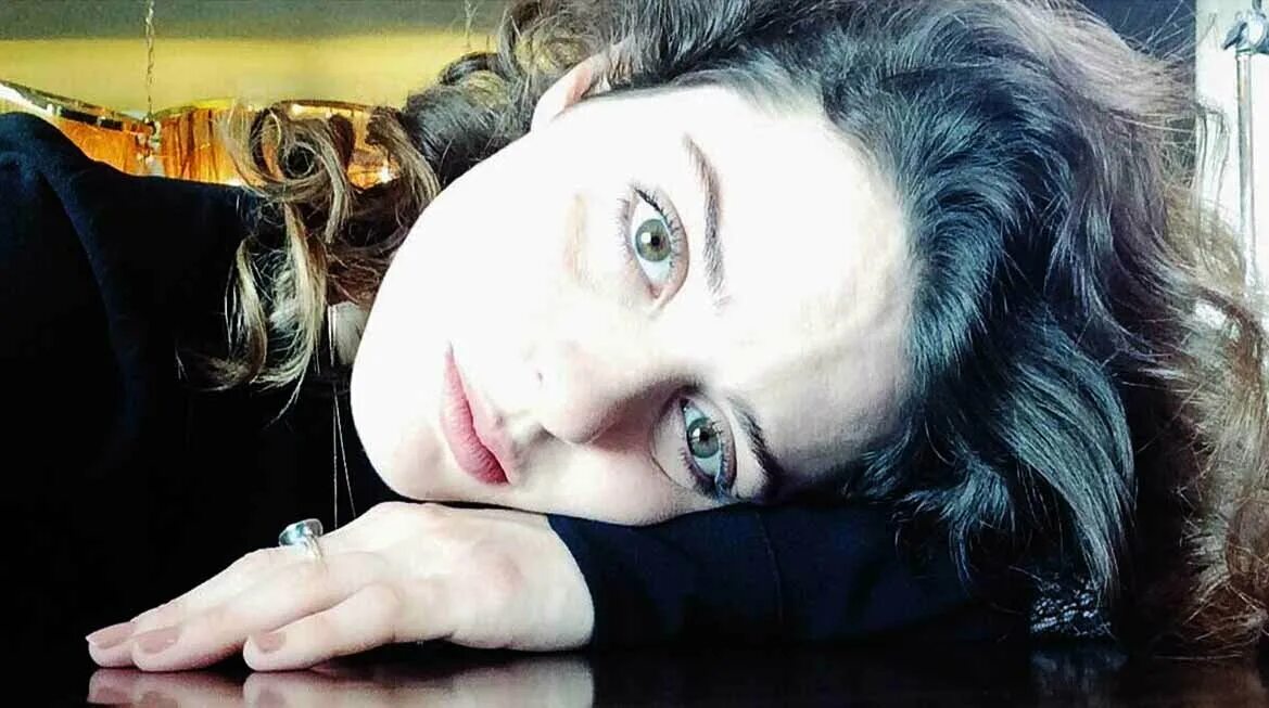 серен шириндже турецкая актриса. серен шириндже рост. серен шириндже и юсуф чим. сирен шириндже. серен шириндже и берк октай.