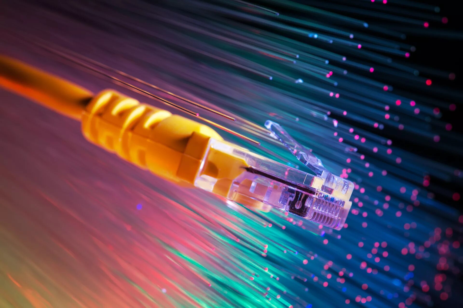 Применение линий связи. Волоконно-оптический кабель (Fiber Optic). Волоконно-оптические линии связи (ВОЛС). Оптоволоконные линии. Волокно оптическая линия связи это.