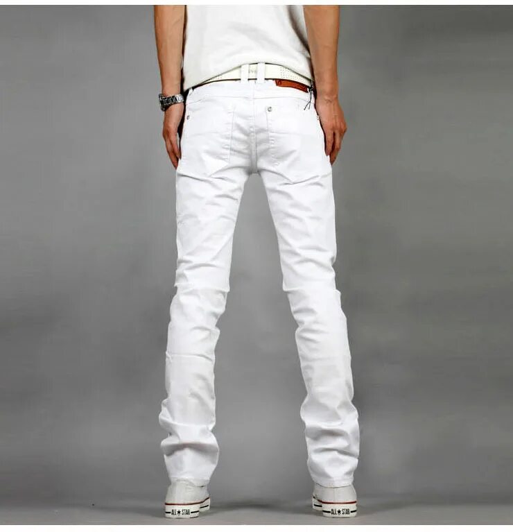 белые брюки мужские подростковые. белые облегающие джинсы мужские. парень в белых джинсах. штаны gas брюки мужские белые. белые штаны мужские джинсы.