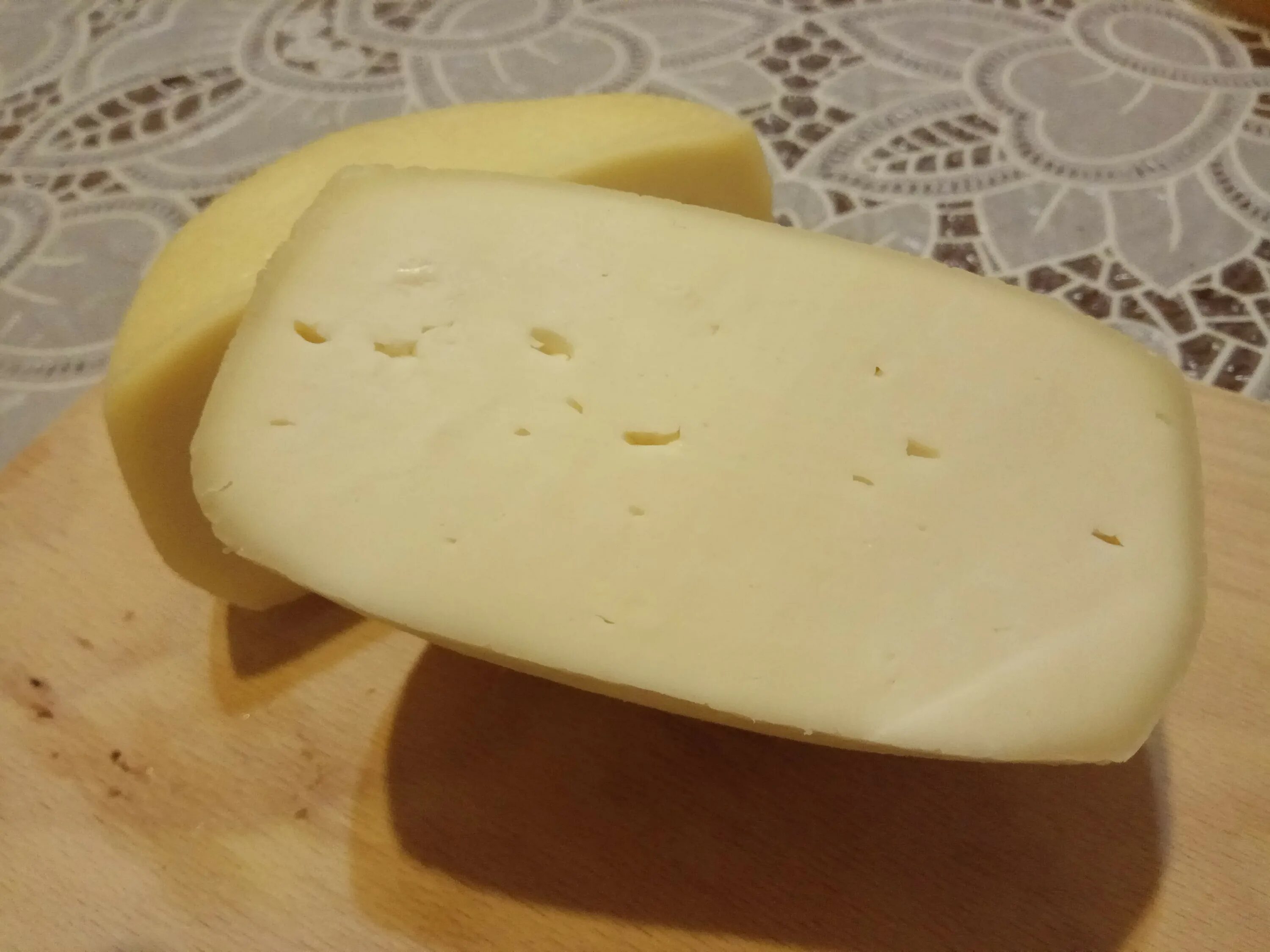 Домашний сыр качотта рецепт. Сыр Качотта из козьего молока. Домашний сыр Качотта. Домашний сыр головка. Сыр Качотта в разрезе.
