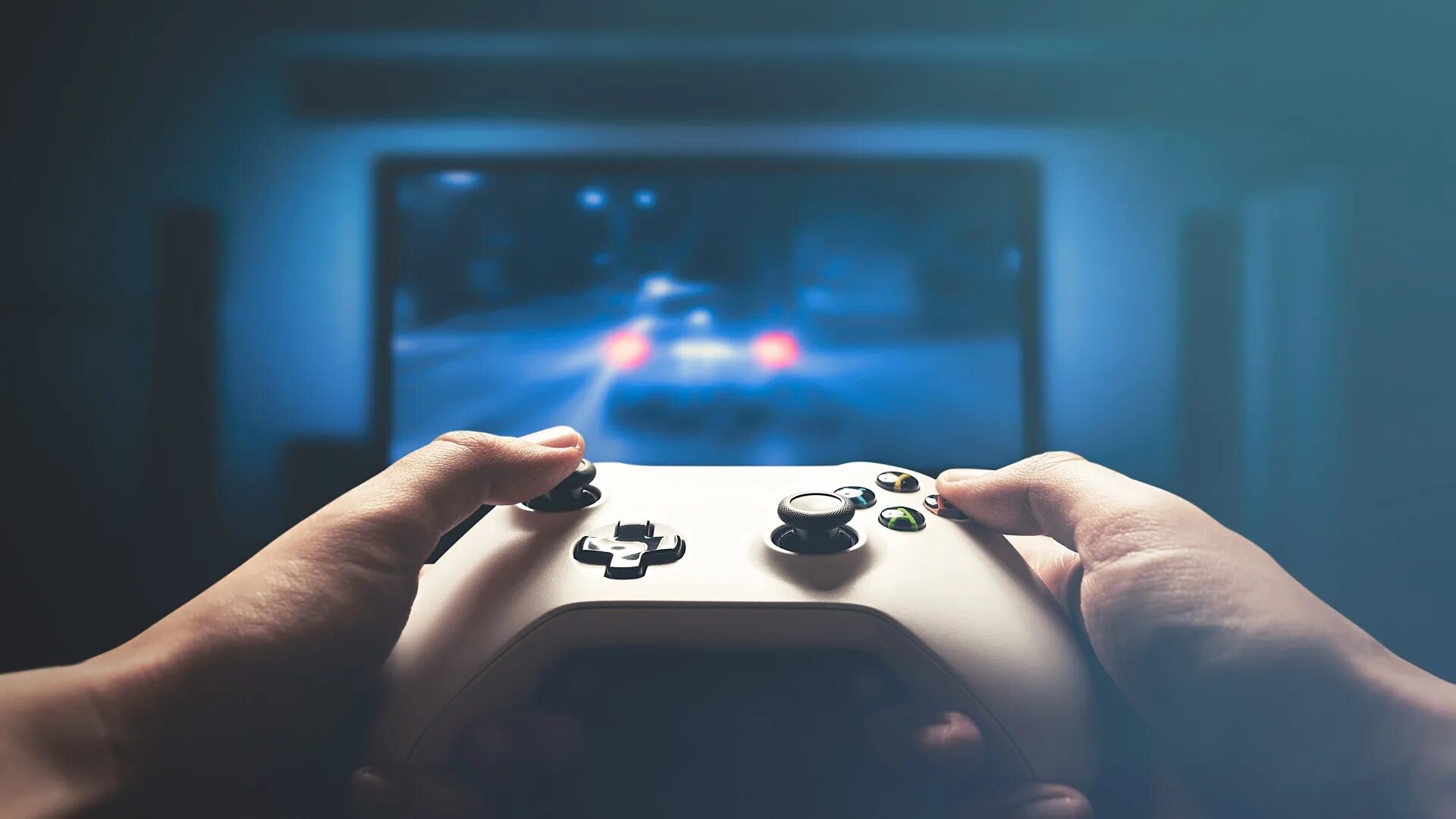 Play with me this game. Джойстик в руках. Игры на приставку. Руки с геймпадом. Парень с геймпадом в руках.