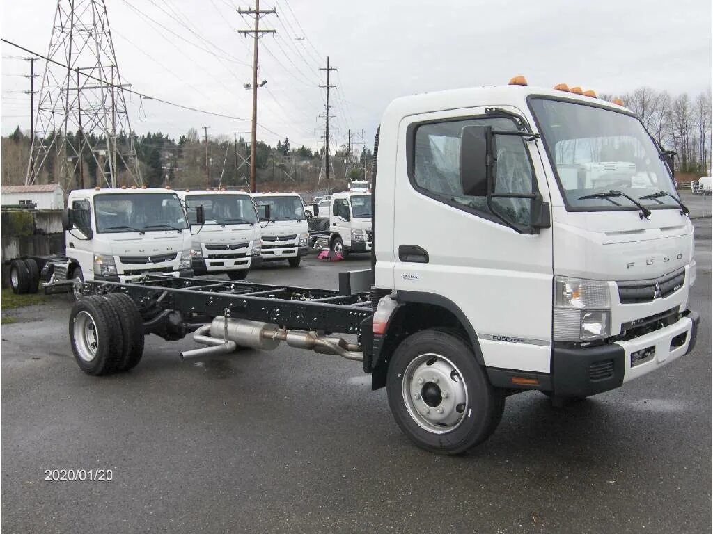 Mitsubishi шасси. Fuso Canter 2022 шасси. Mitsubishi Canter 2022. Mitsubishi Fuso Canter 2022. Шасси Mitsubishi Canter.