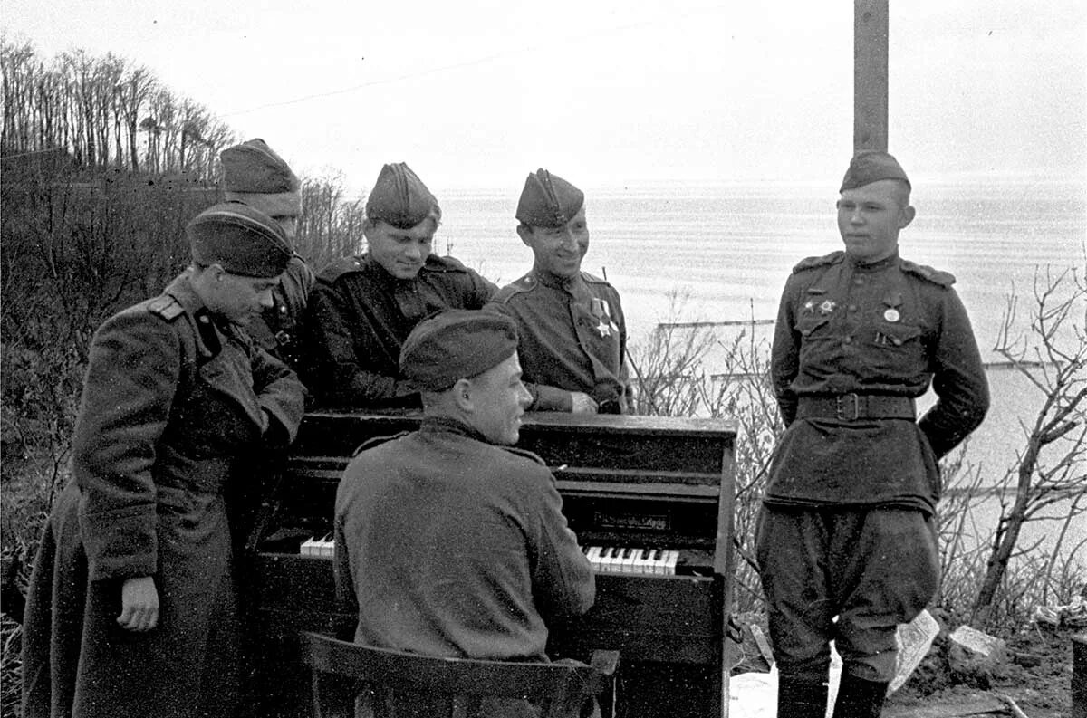 Песни созданные в годы великой отечественной войны. Военные музыканты в годы войны 1941-1945.