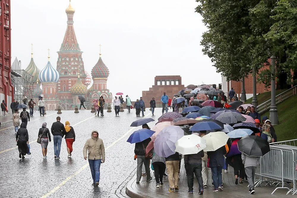 Смотря какая погода. Москва сентябрь 2022. Погода в Москве. Похолодание в Москве. Погода в Москве на сегодня.