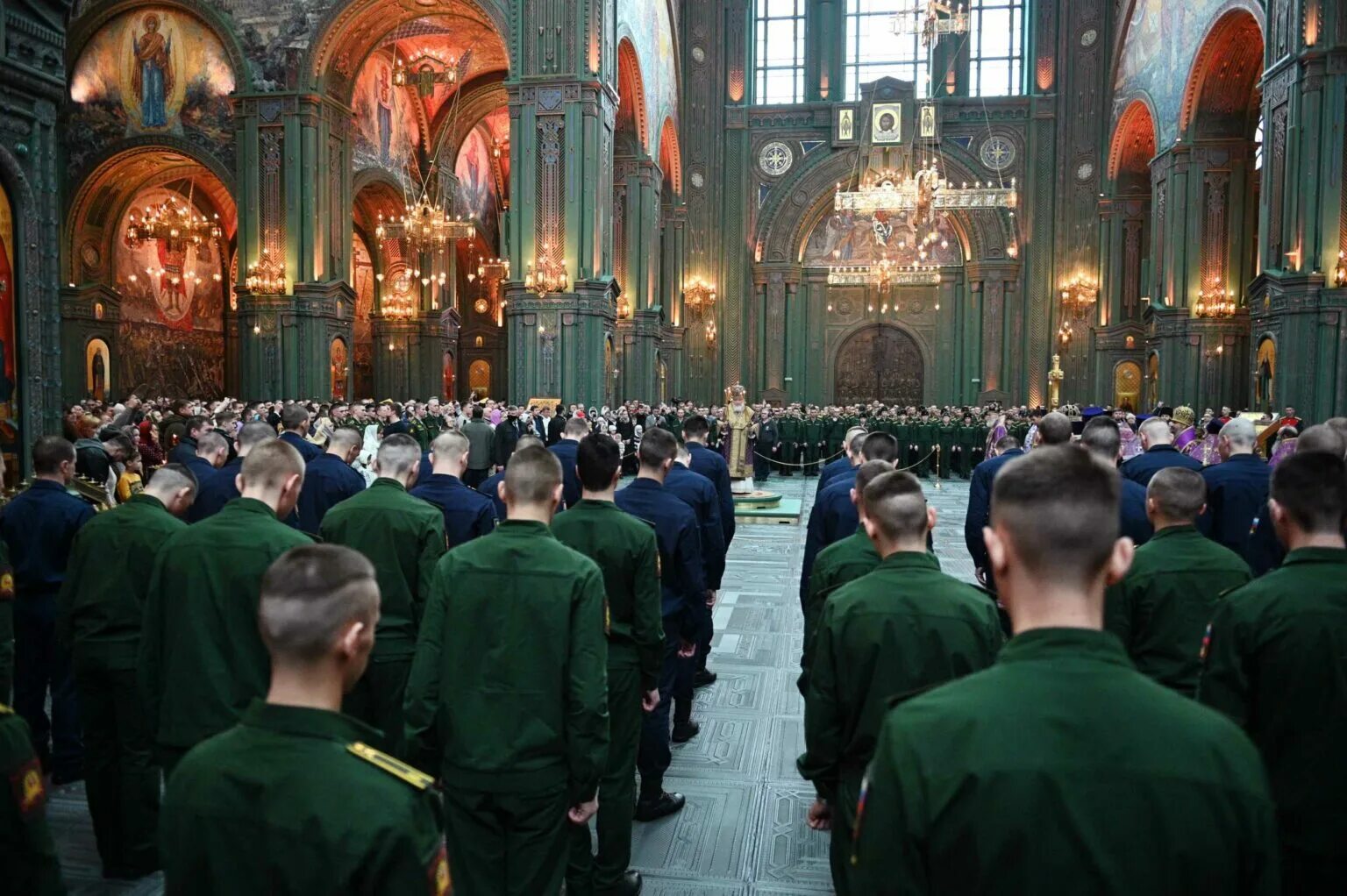 Плохо в храме почему