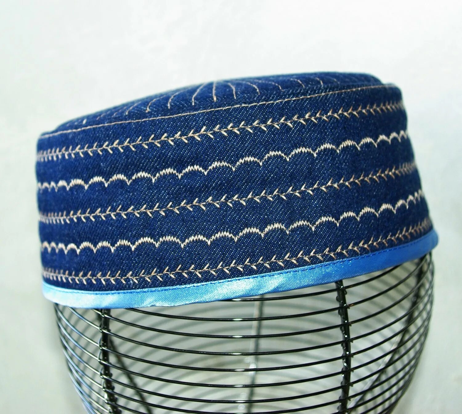 тюбетейка четырехклинная татарская тюбетейка. байсунская тюбетейка. амаль тюбетейка. феска тюбетейка. ташкентская тюбетейка.