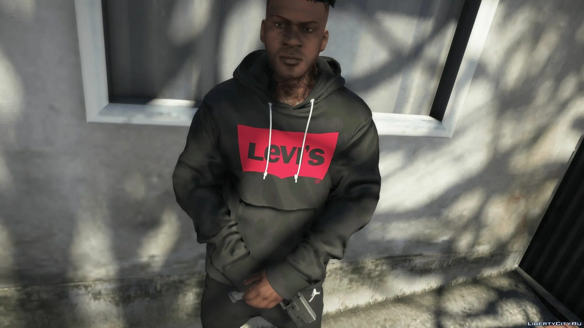 Гта худи. Худи гта 5. гта 5 франклин лысый. gta 5 franklin hoodie. худи для франклина гта 5.