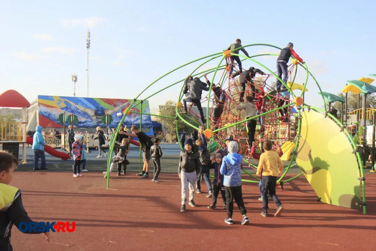Парк горького москва центральная аллея. Парки в москве для прогулок как выбрать топ 2021. Какого числа открывается парки. Какого числа открывается парки. Коломенское благоустройство коломна.
