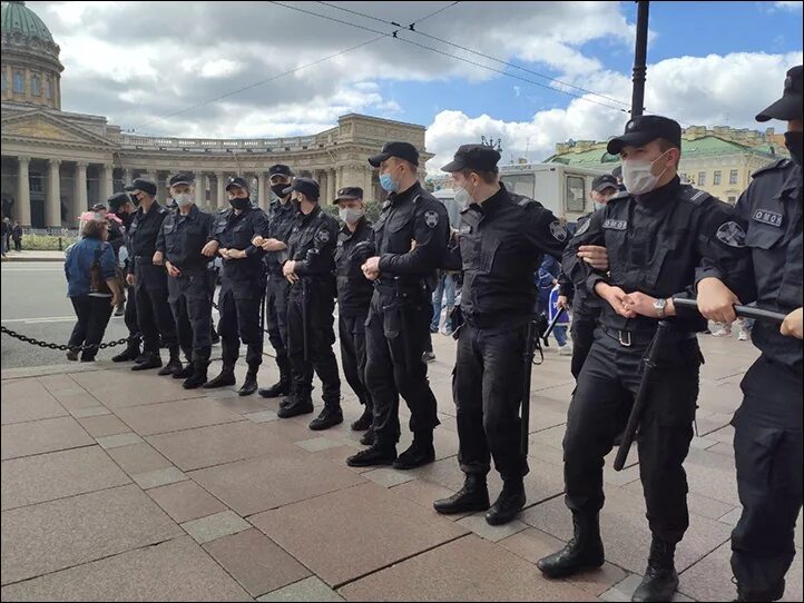 Аресты сотрудников полиции в спб последние новости