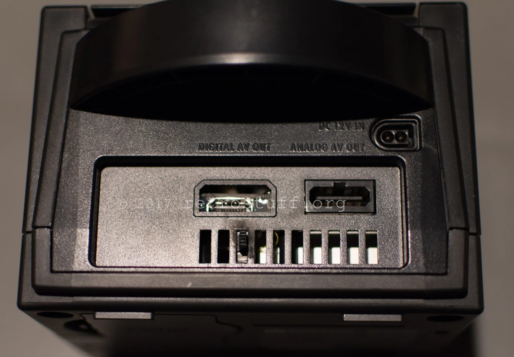 GAMECUBE HDMI. Nintendo GAMECUBE разъёмы. GAMECUBE HDMI wiistar. GAMECUBE USB Adapter.