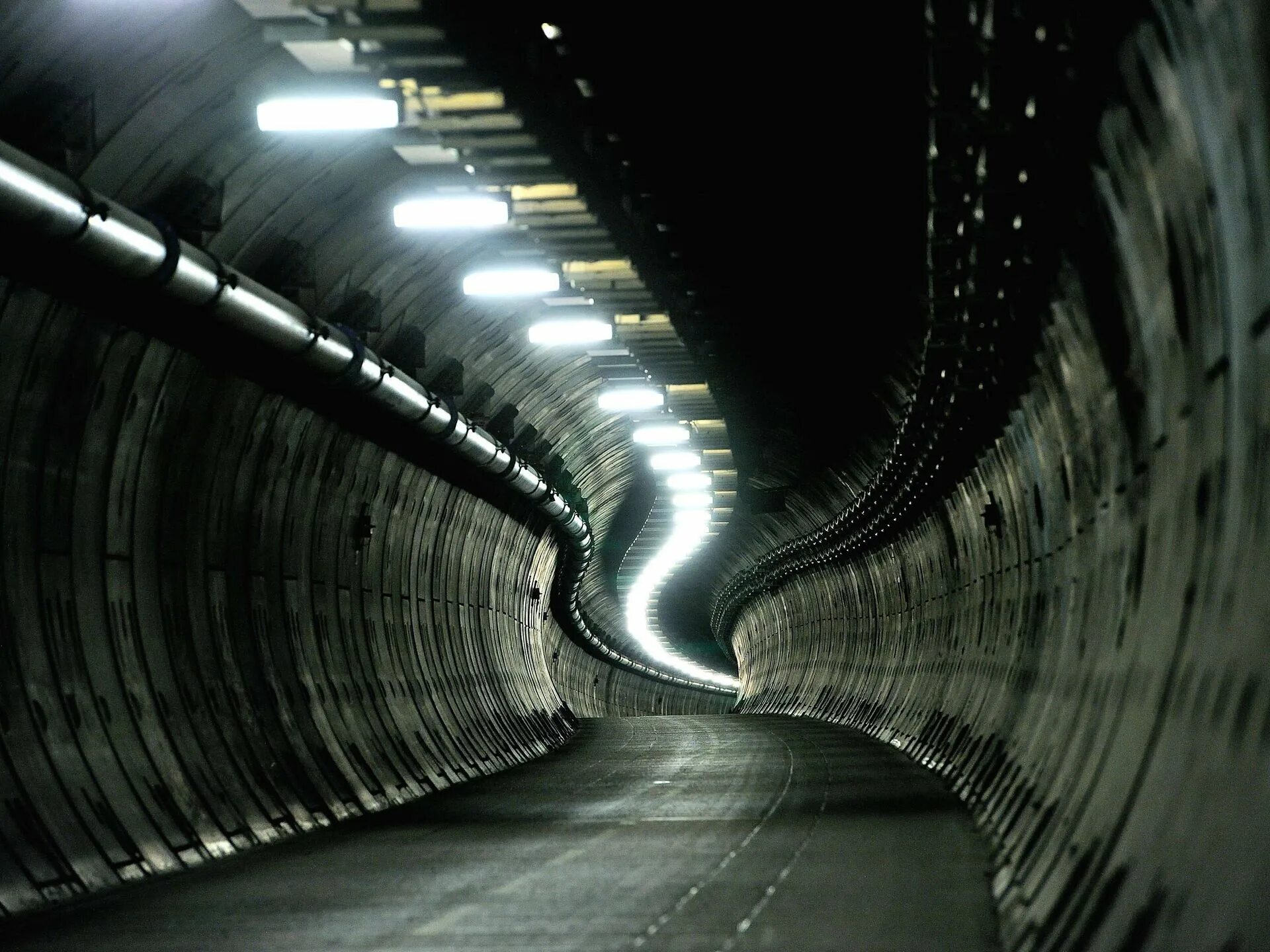 Подземная дорога то. Ламанш туннель. Подводный туннель Ламанш. Пролив ла Манш тоннель. Тоннель под ла-Маншем (Франция-Великобритания, 1994 г.).