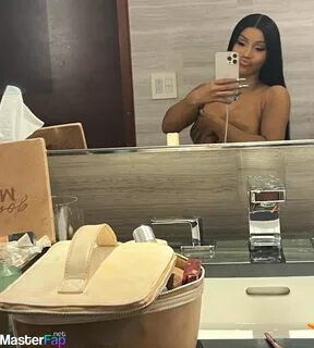 Cardi btopless