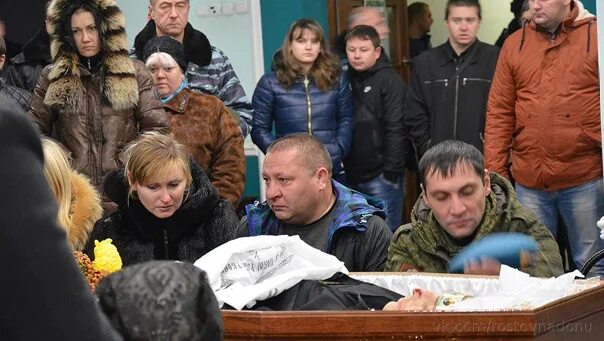 Новочеркасск похороны 18. Усыпальницы донских атаманов. Похороны детей в новочеркасске. Похороны в новочеркасске. Похорон в новочеркасске.