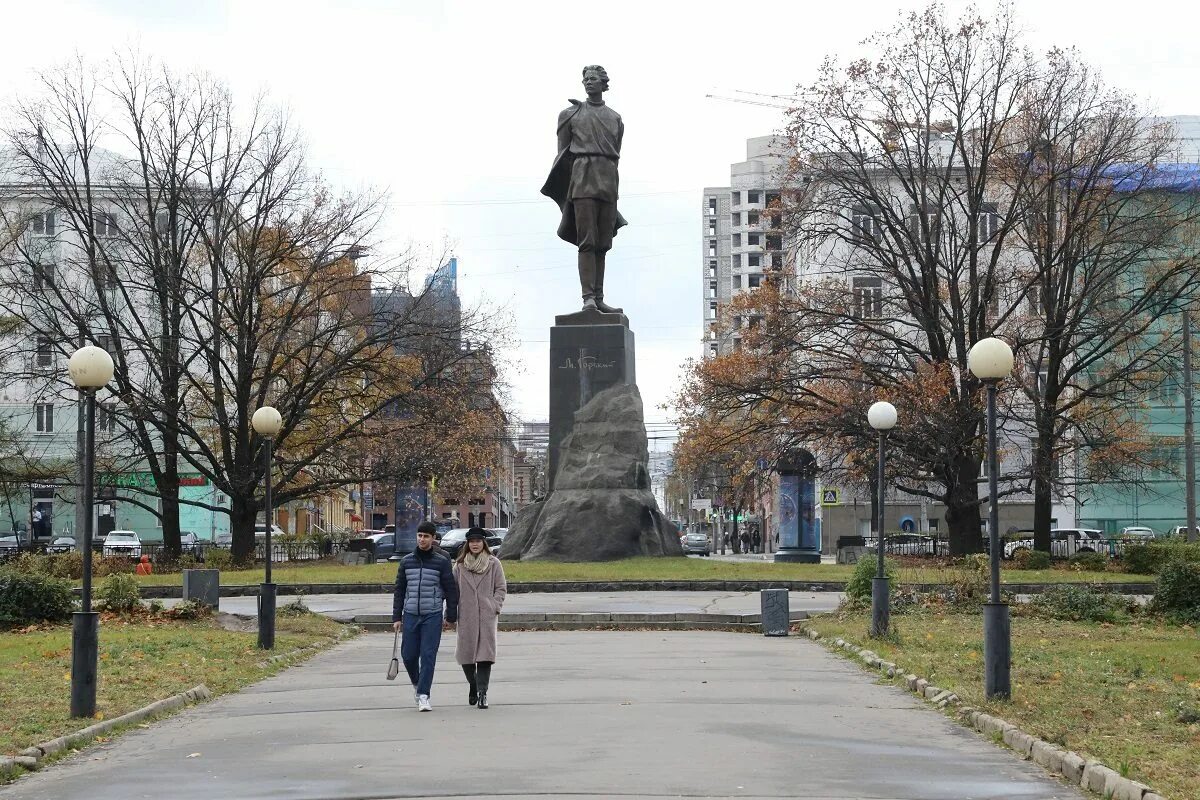 Сквер горького. Площадь Горького. Пл Горького Нижний Новгород. Сквер на пл. Горького в Нижнем Новгороде.