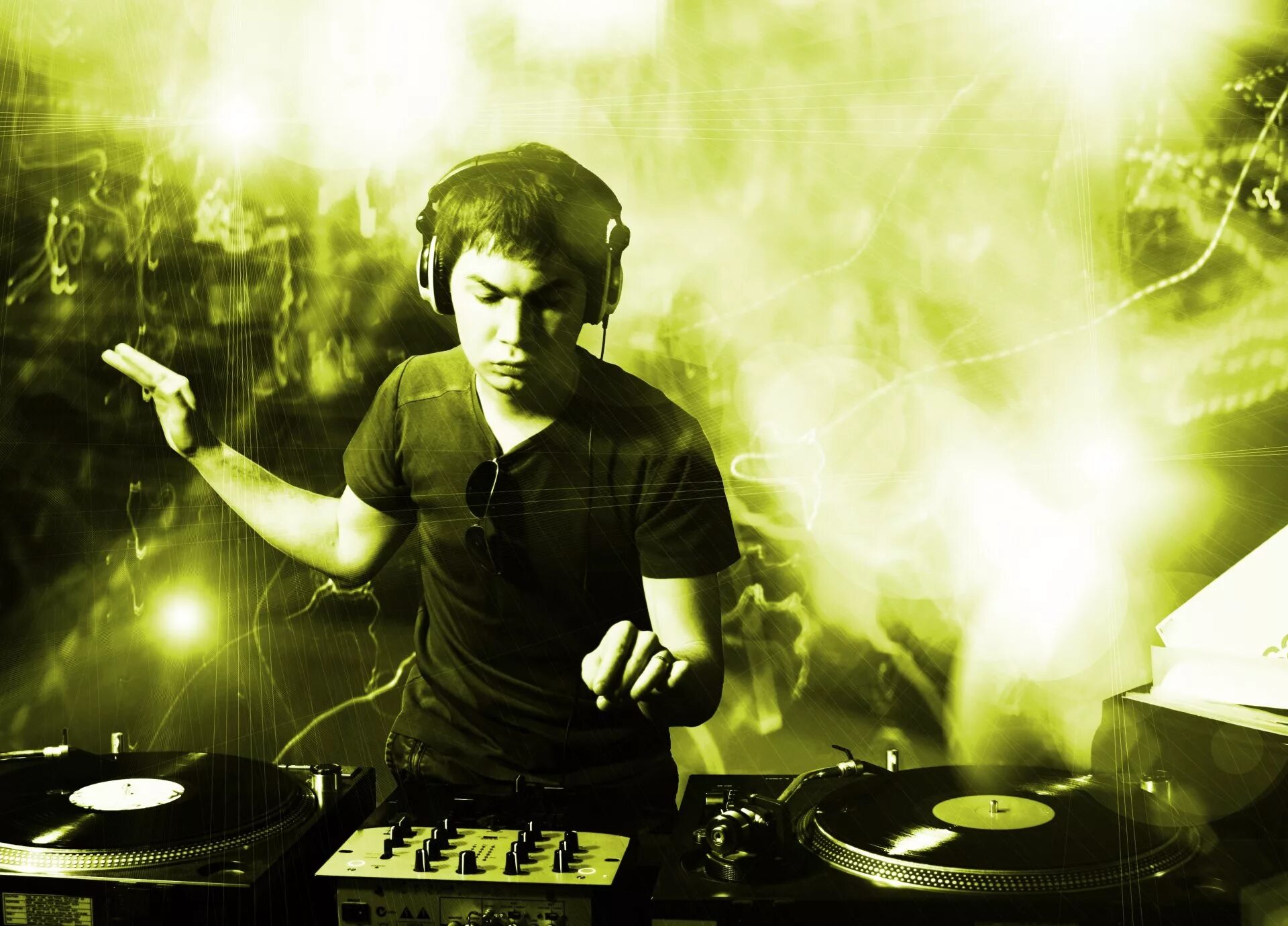 Dj warm