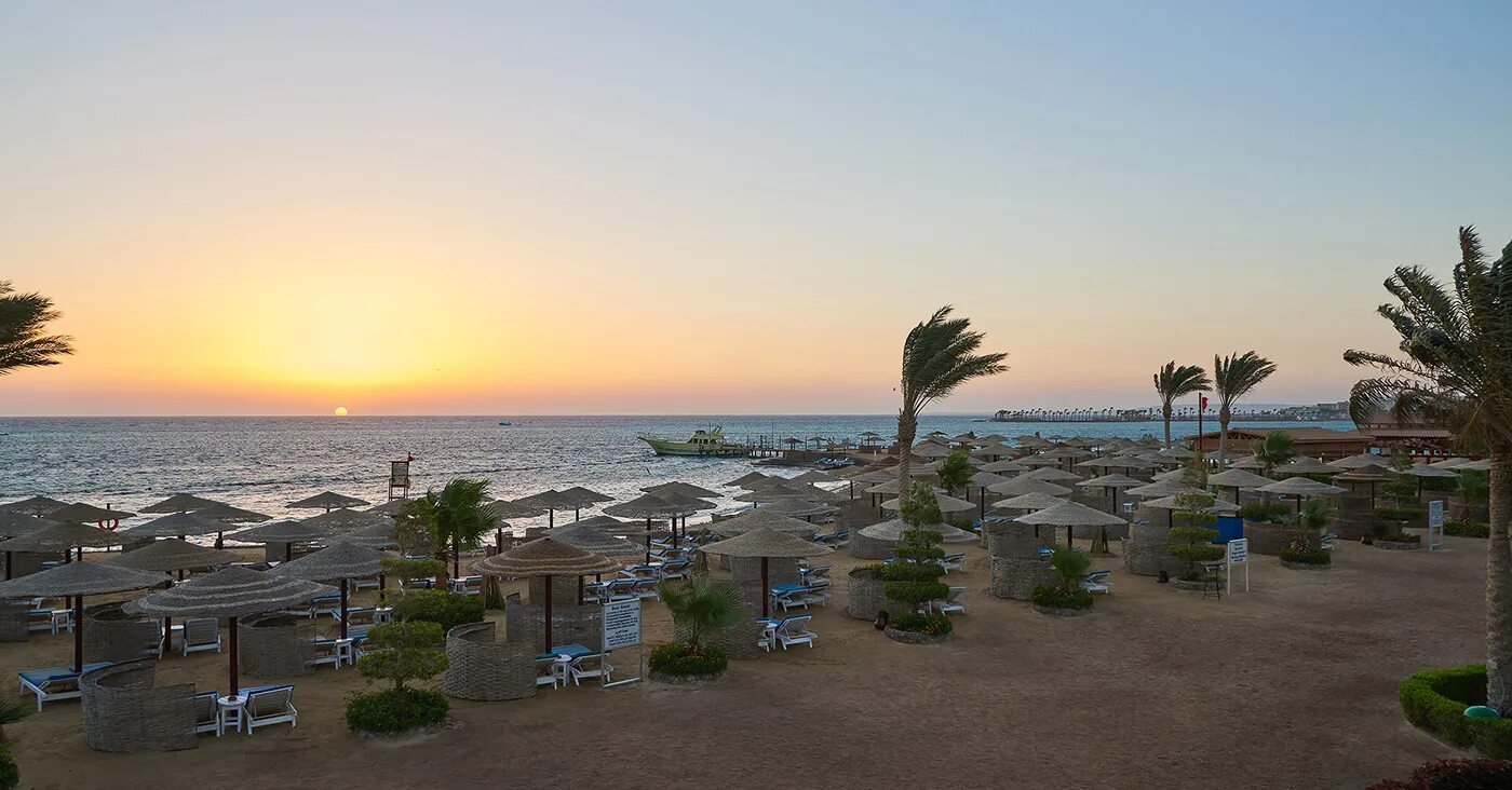 Sea Star beau Rivage Hurghada 5 Хургада. Sea Star beau Rivage 5* пляж. Sea Star beau Rivage 5* Хургада, 150 м до моря.