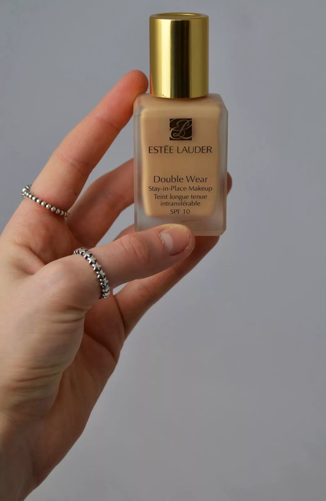 Estee lauder double wear liquid foundation. эсте лаудер дабл веар тональный крем. эсте лаудер устойчивый. Estee lauder double wear 1w0 1w1. Estee lauder double wear тональный 2w1.