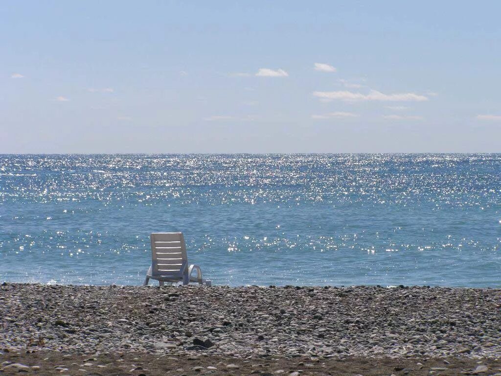 Черное море. Черное море пляж. Черное море фото пляжей. Море некрасивое. Загорая на берегу черного моря мы старались