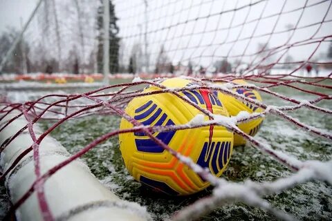 Зимний чемпионат по футболу