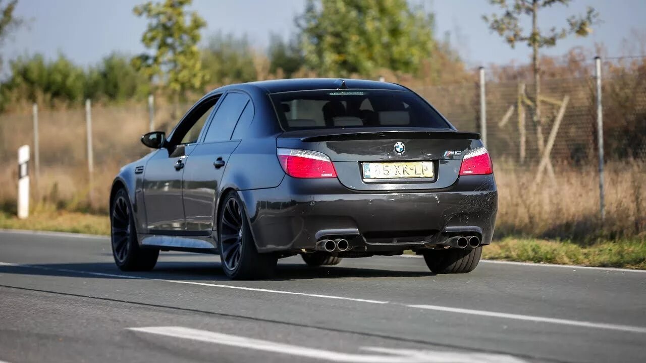 BMW m5 e60 v10. BMW m5 e60 v10 чёрная. Спойлер БМВ м5 е60.