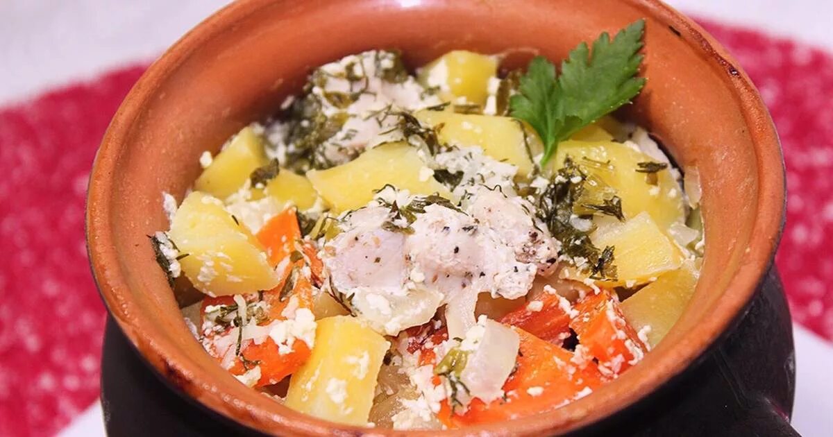 турли тава. говядина с черносливом в духовке в горшочке. жаркое в горшочках с курицей. гарнир для курицы в горшочках. жаркое в горшочках в духовке с мясом и картошкой.