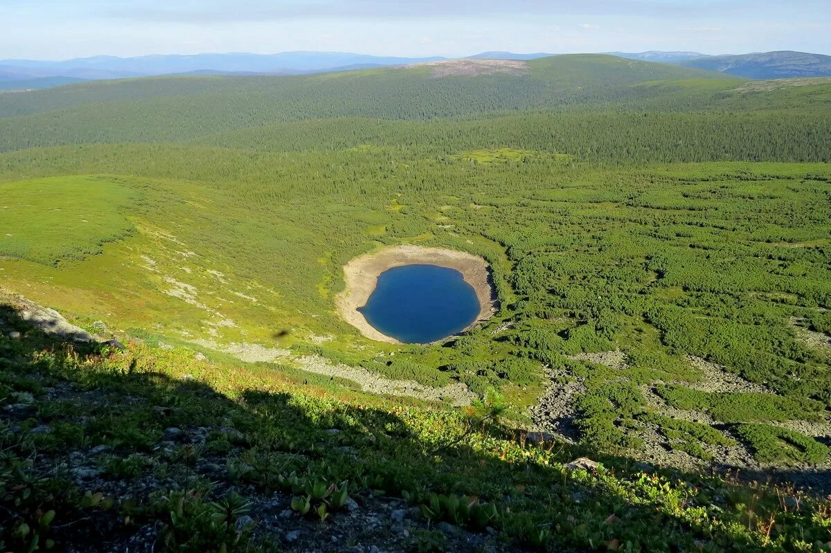 Круглое озеро Брянск. Озеро круглое Брянская область. Круглое (озеро, Приморский край). Озеро круглое Челябинская область. Почему некоторые озера